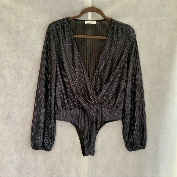just U in Bodysuit Metallic Sz S - Picture 3 of 8